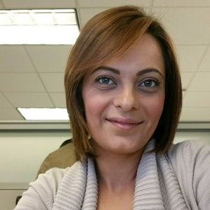 Meet your Posher, Lina